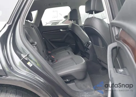 2018 Audi Q5 2.0T Premium/2.0T Tech Premium z USA, uszkodzony, nr VIN WA1BNAFY9J2176574